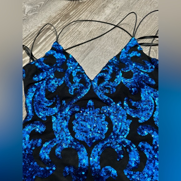 B.Darlin sequined dress - Picture 5 of 7